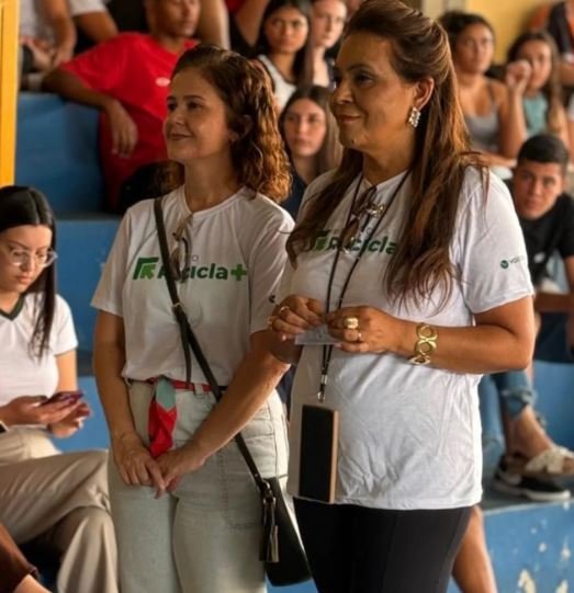 Evento Sucesso no Desafio Recicla mais em nossa ETEC!!